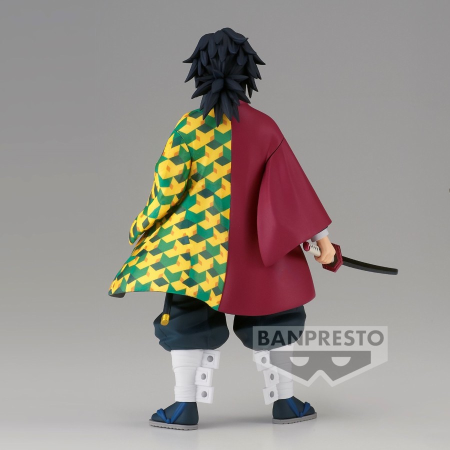 Figuren Banpresto | Demon Slayer - Giyu Tomioka - Figure 17Cm