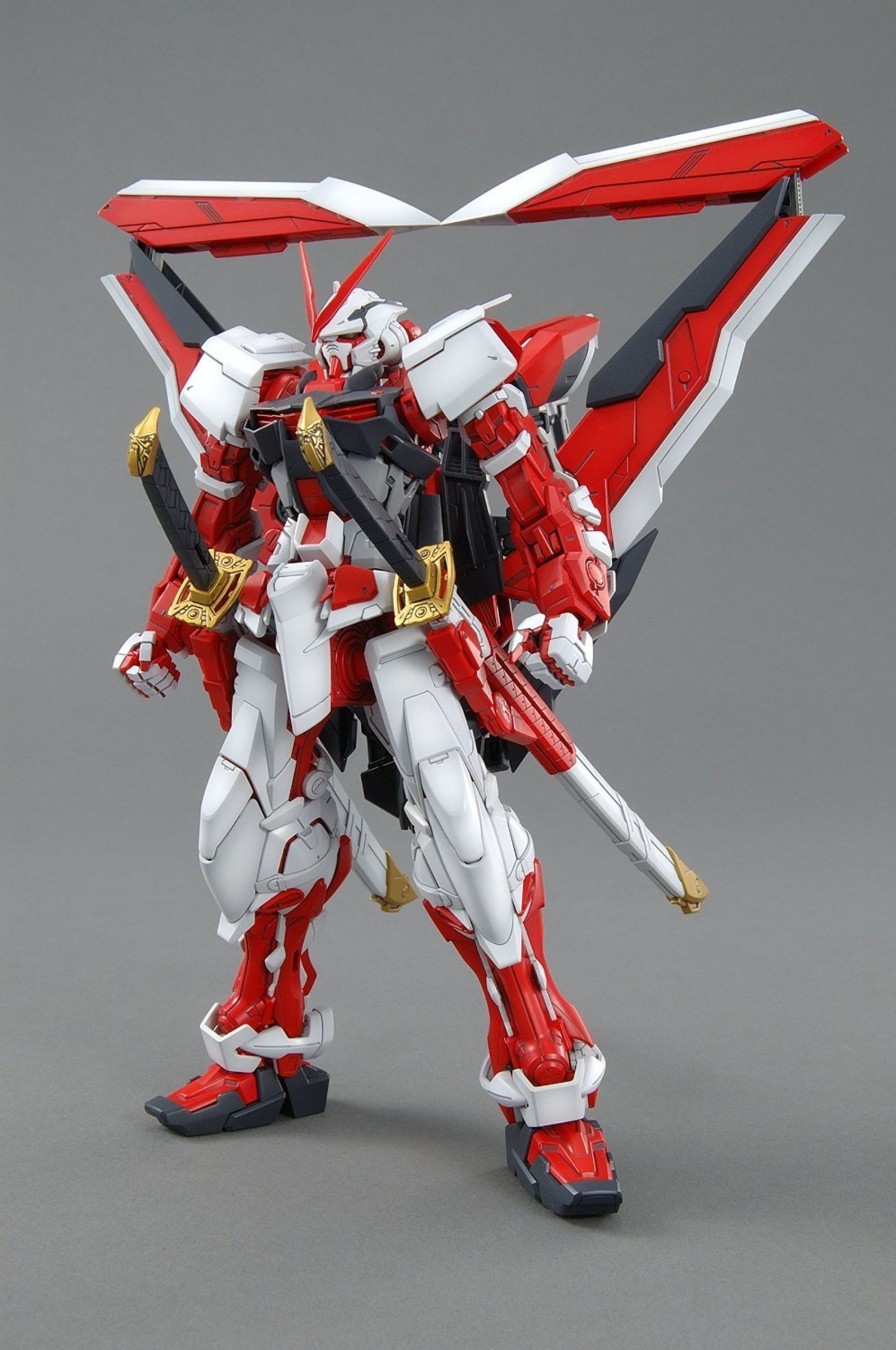 Figuren Bandai Model Kit | Gundam - Model Kit - Mg 1/100 - Astray Red Frame Revise - 18 Cm